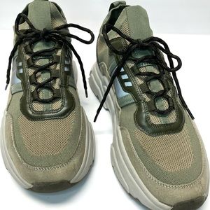 Womens H&M Green Tennis Shoes